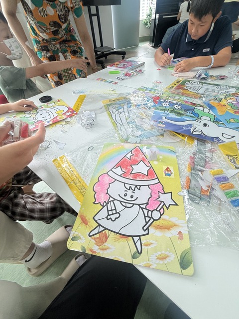 Hospital Volunteer Art Session